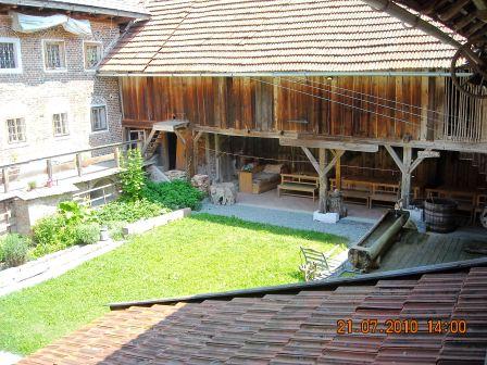 10hofsitz933.jpg 10hofsitz933.jpg